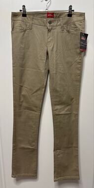 Dickies Juniors Classic 5 Pocket Low Rise skinny Fit Khaki Pants size 7 NWT